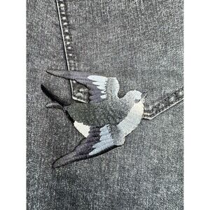 G By Giuliana Size 16 Straight Cut Blue Denim Jeans With 2 embroidered Bird..